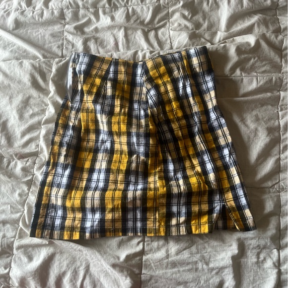 Plaid Mini Skirt Yellow - Picture 2 of 3